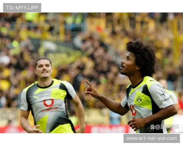 德甲多特外线传导精准，前场机会频繁浮现