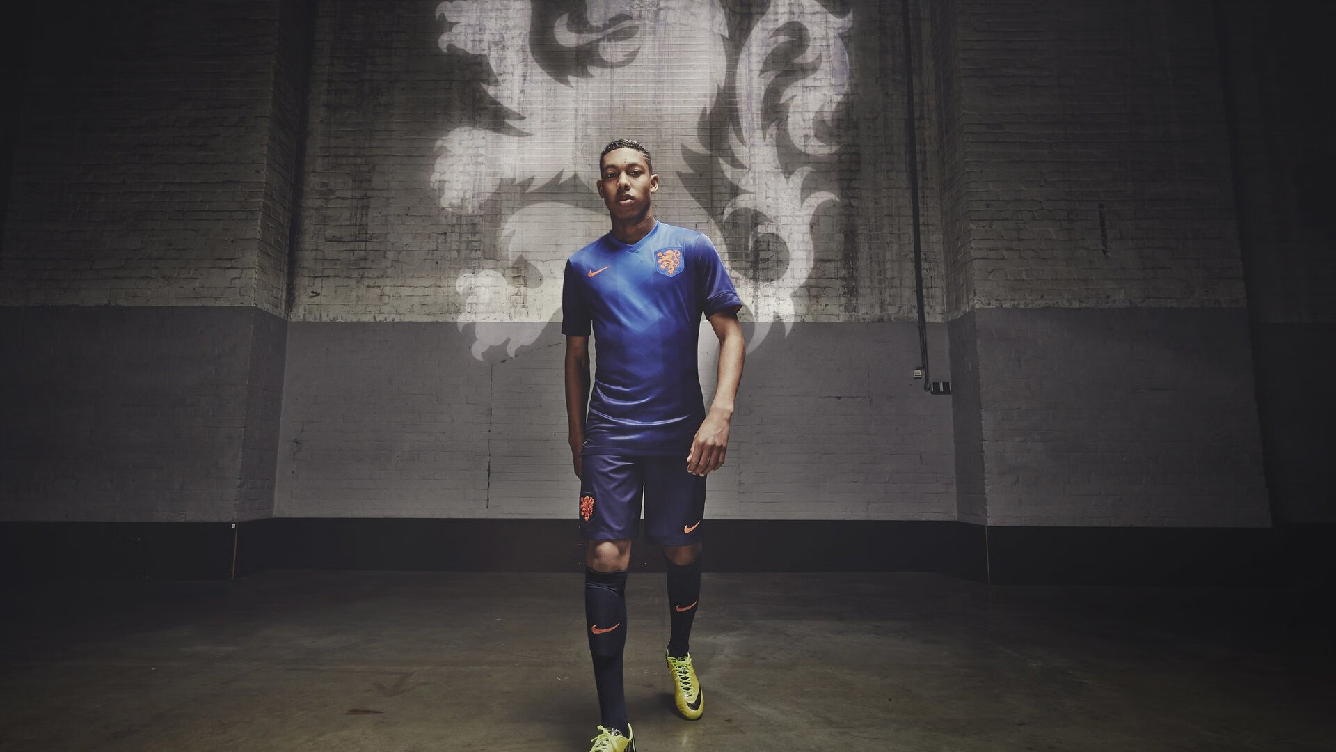 开云体育app入口-“武汉马拉松：跑步不止，赛道无限”